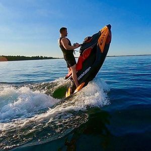 Meet your Posher, Christopher